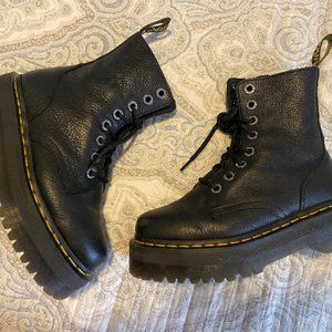 Dr Martens Jadon III Boots Size 7 Women